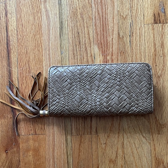 Bebe Bronze bi fold wallet wristlet - Picture 3 of 3